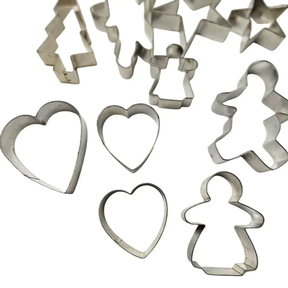 Metal Cookie Cutters Holiday Shapes Christmas Hearts Stars Tree lot of 27